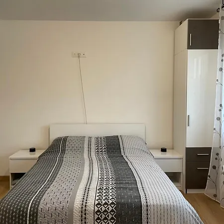 Cosy Studio, Lit Double Homestay
