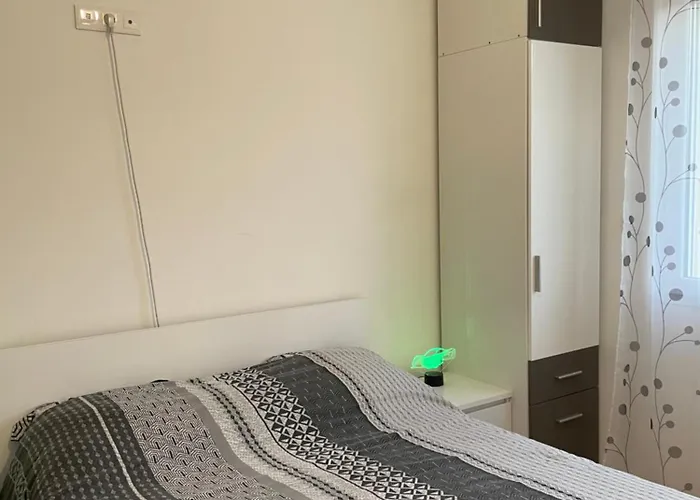 Cosy Studio, Lit Double * Λε Μανς